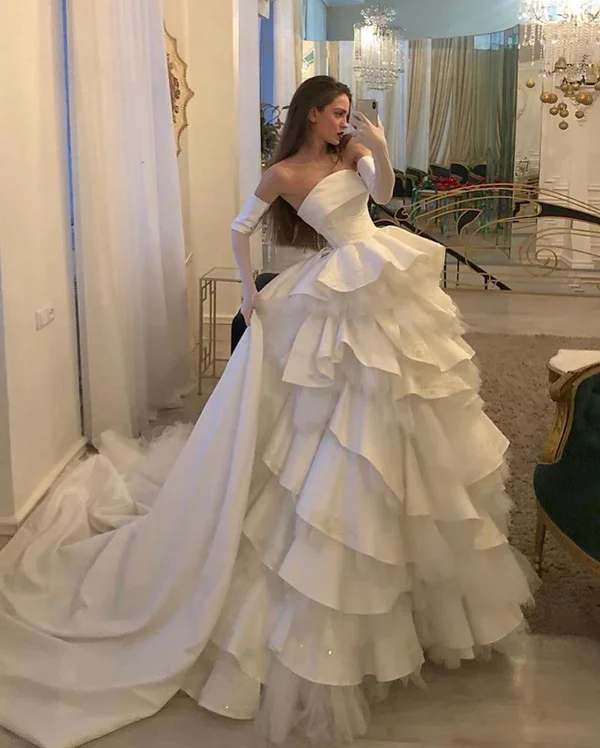 plus-size prom dressesGorgeous A Line Strapless White Long Wedding Gown Elegant Layered Ruffles Prom Evening Dress Y7632