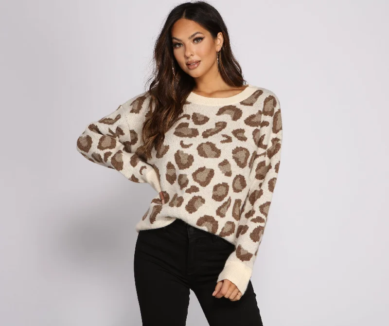 Oversized SweatersStylish And Sassy Leopard Print Sweater