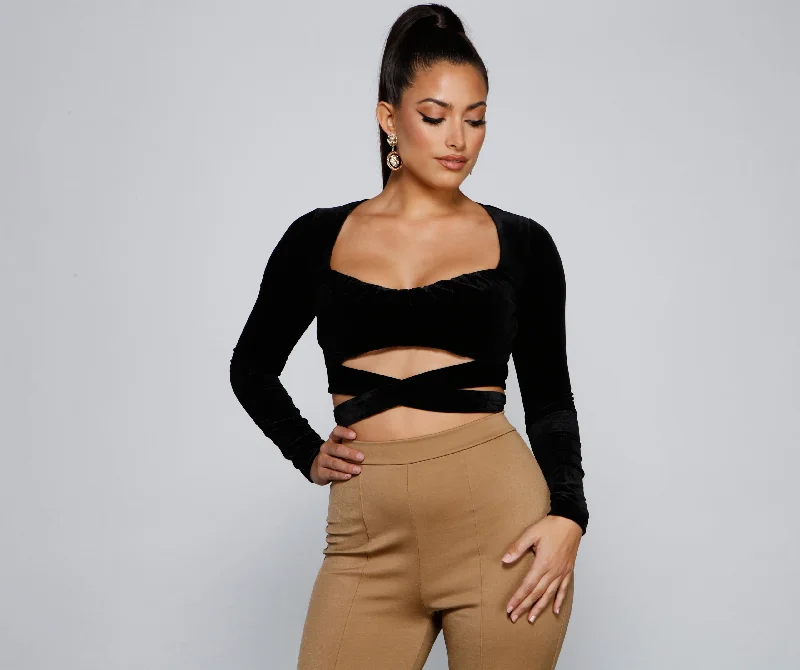 women's tops for fashion-conscious professionalsA Trendy Look Velvet Crop Top